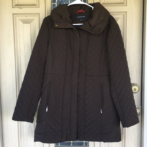 Jones New York Jackets & Blazers - Like new quilted Jones New York Puffer coat